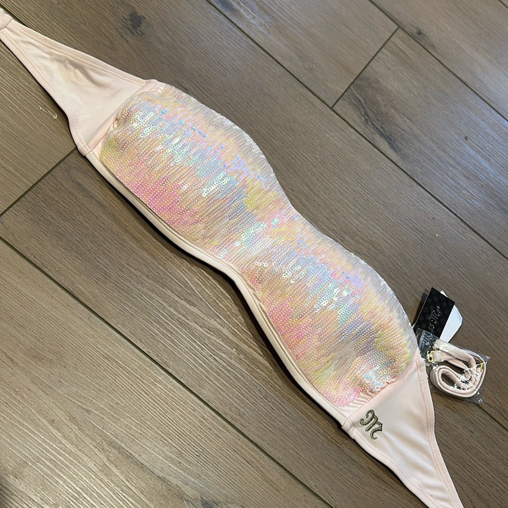 Brand new swim top